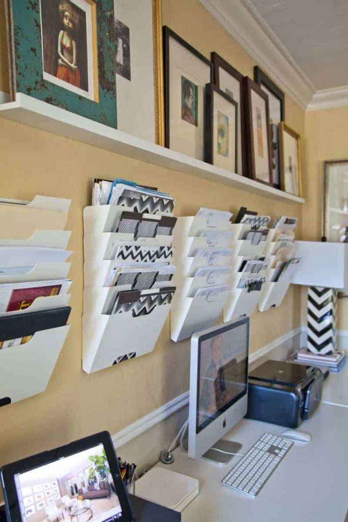 Use Pretty Folders To Hide Paperwork